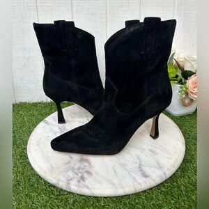 SAM EDELMAN
Moe embroidered black suede ankle boots women size 7 New
$200